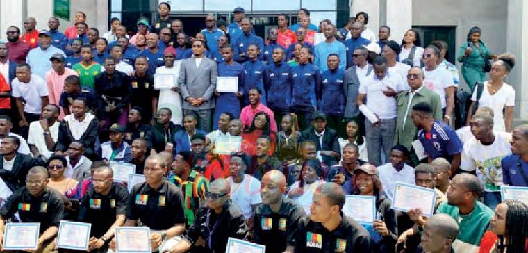 Formation des arbitres: Une nouvelle gÃĐnÃĐration sur le terrain