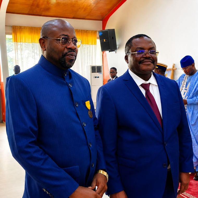 - Douala : Guy Martial Kati décoré Chevalier de l’Ordre du Mérite camerounais